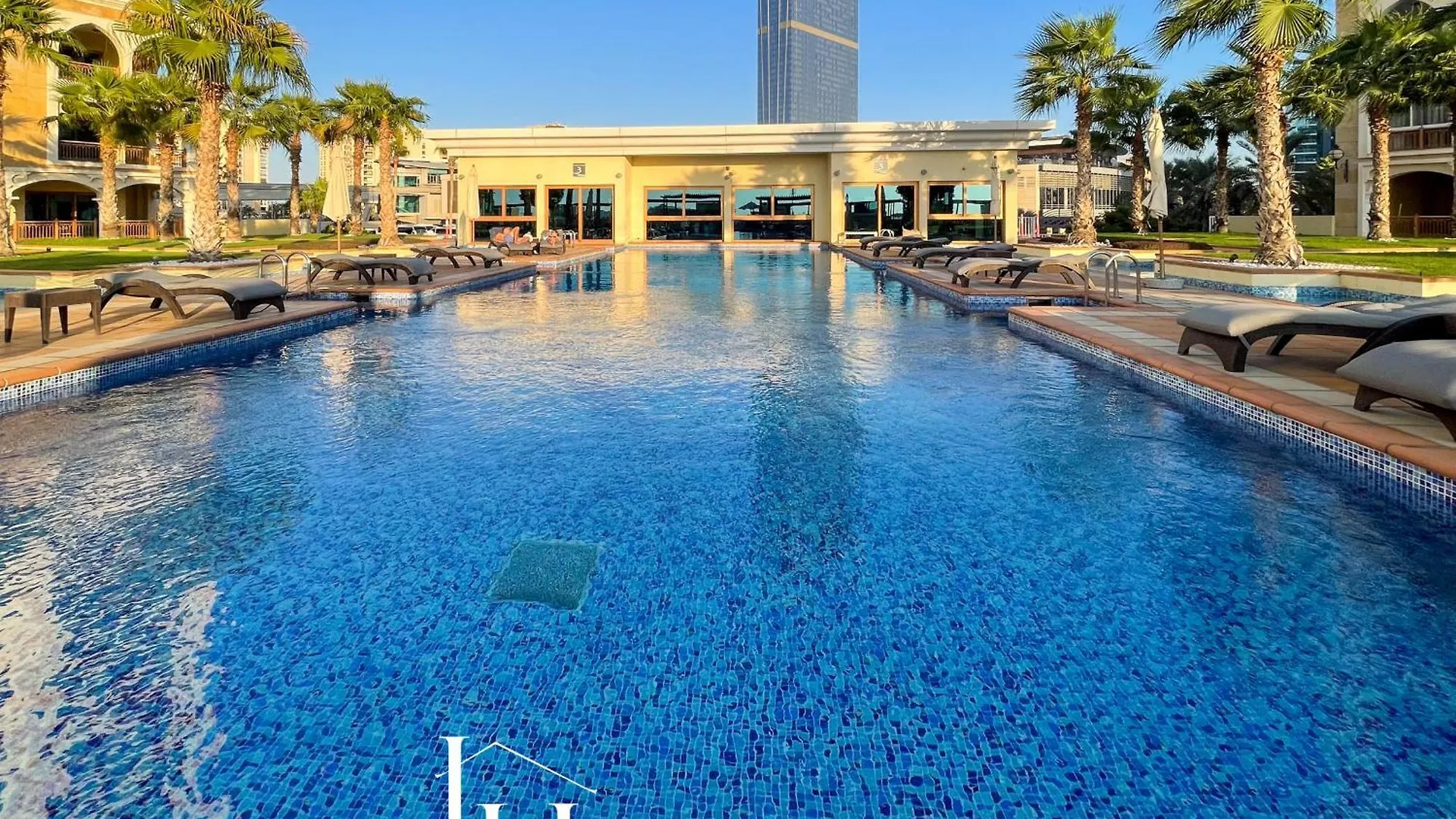 Apartment Lux The Palm Island Atlantis View Suite Dubai United Arab Emirates