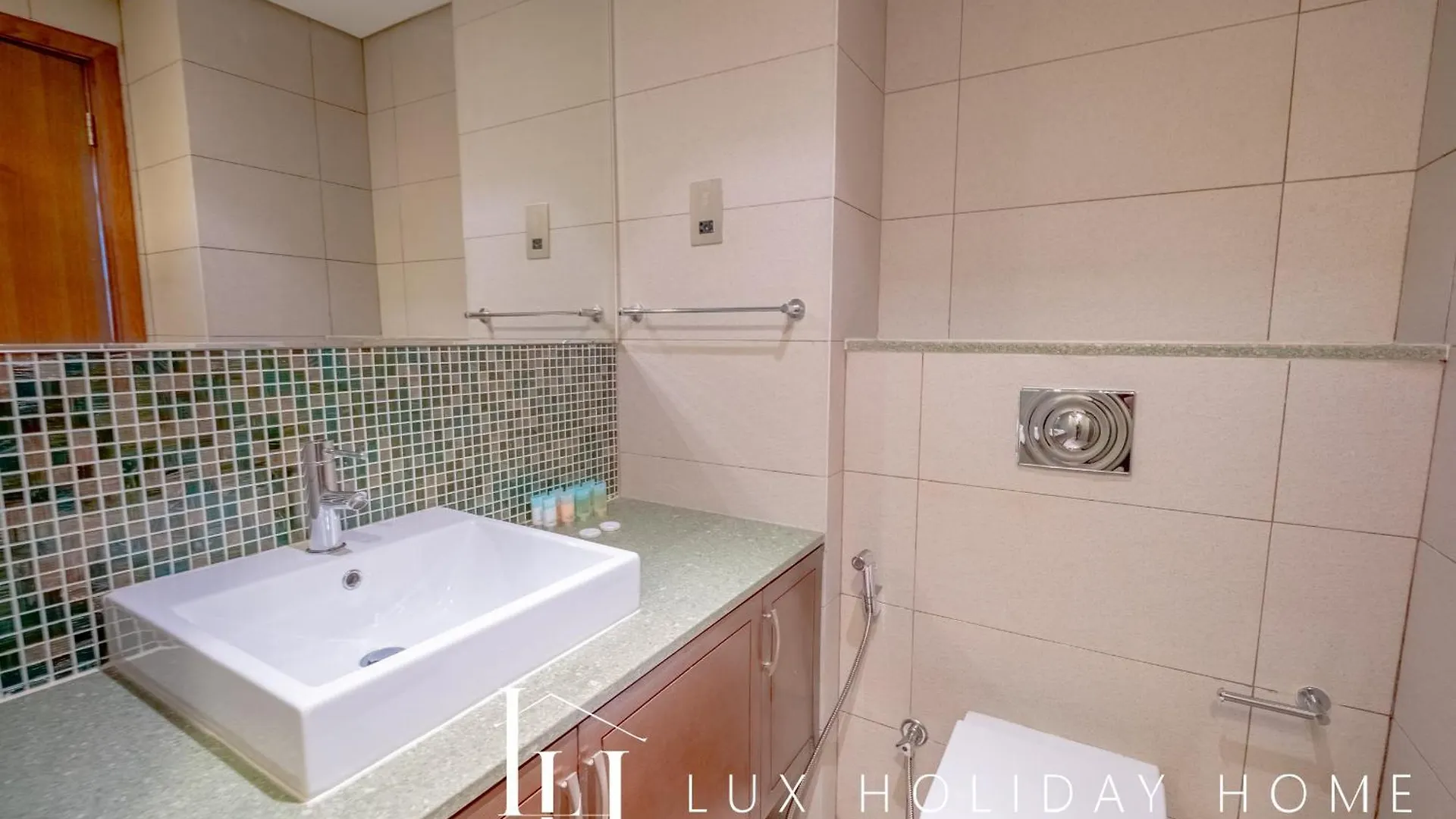 Lux The Palm Island Atlantis View Suite Dubai Apartment